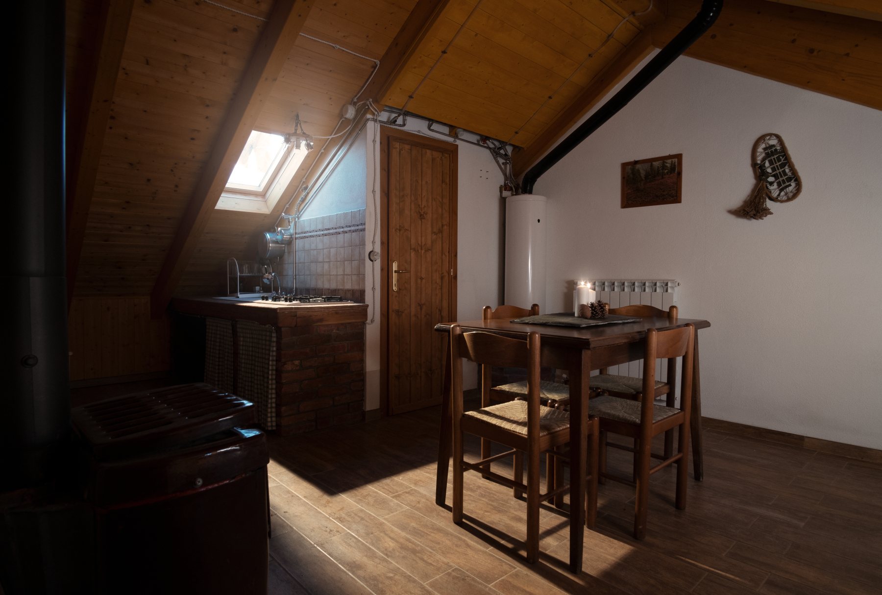 Interno del Rifugio La Terza